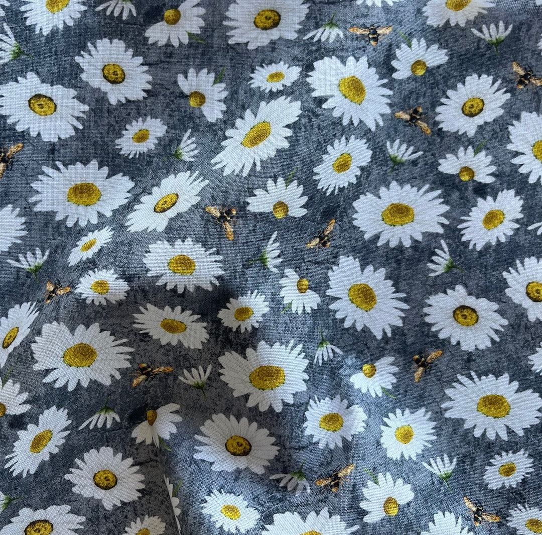 Honey Bee Farm Slate Quilting Cotton (Made in Korea)