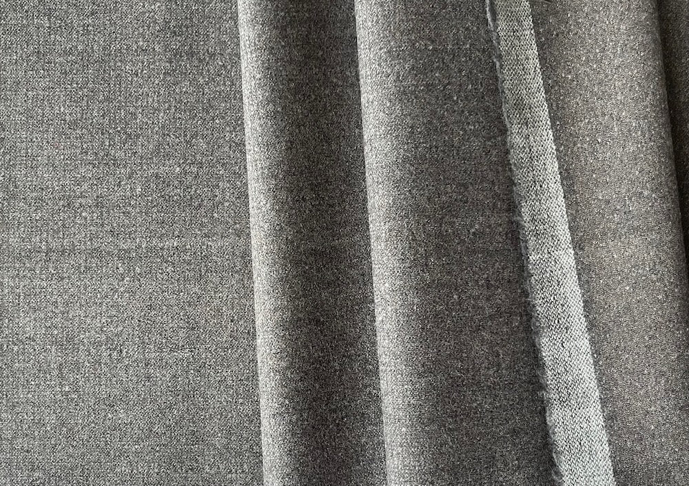 Light to Mid-Weight Designer Heathered Loam Stretch Wool Flannel (Made in Italy)