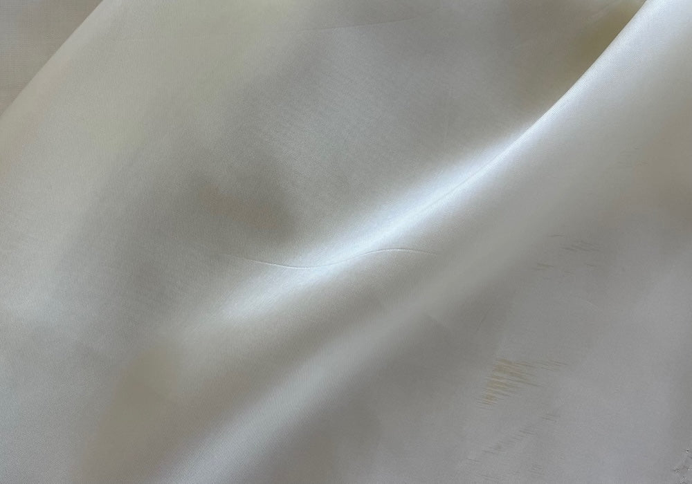 Ivory Shell Rayon Bemberg Lining (Made in Italy) – Britex Fabrics