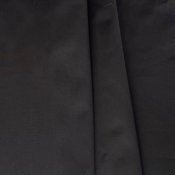 Coal Black Crisp Cotton Poplin (Made in Italy)