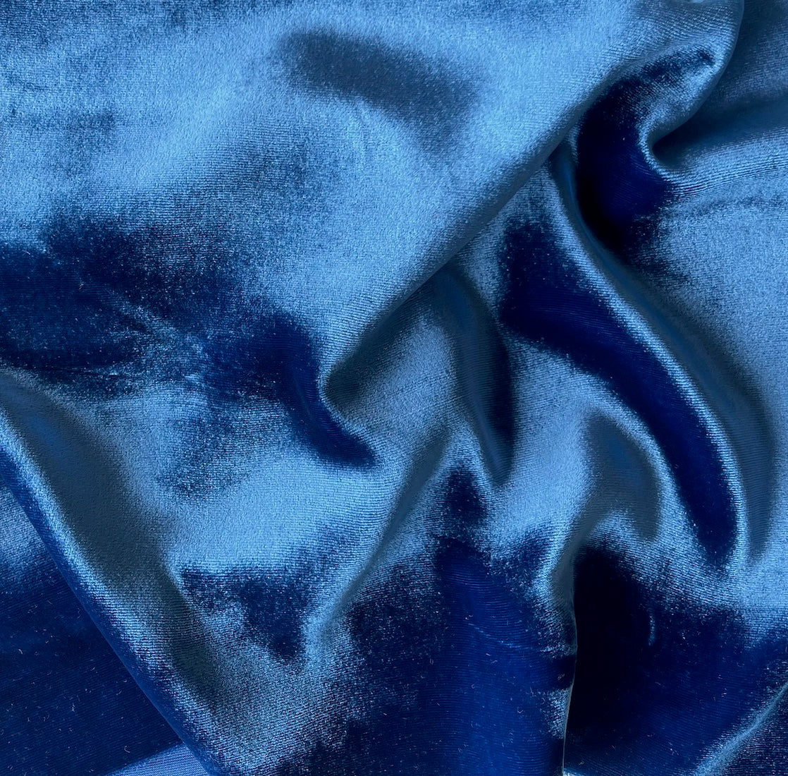 lapis lazuliのページになります Lapis Lazuli color hex code is #303698