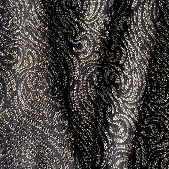 Vintage Light-Weight Old Gold Swirls Silk & Lurex Brocade (Made in Italy)
