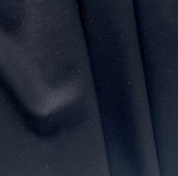 Lighter-Weight Onyx Selvedged Super 150s Wool Suiting (Made in Italy)