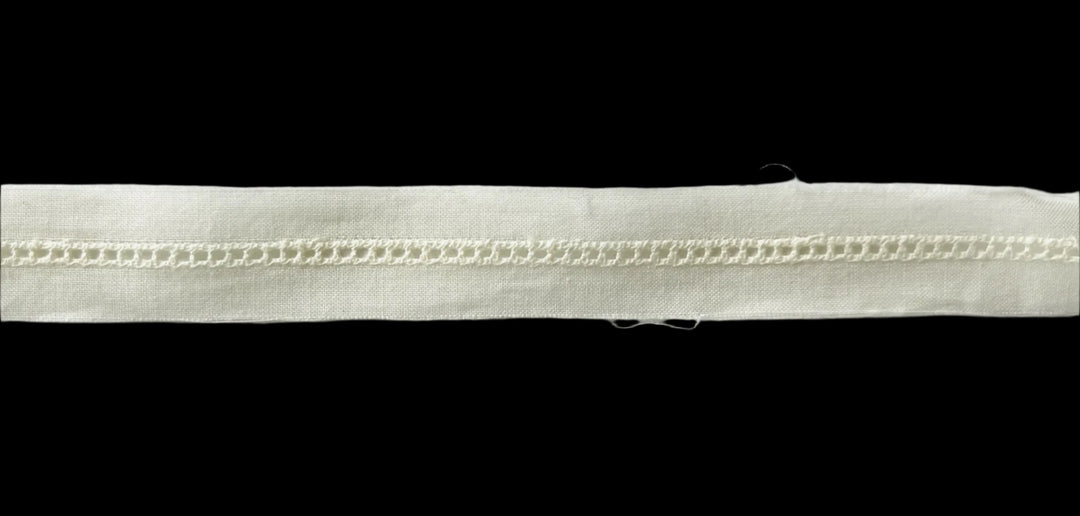 5/8" Simple Faggoting Ivory Cotton Eyelet Trim (Made in Switzerland)