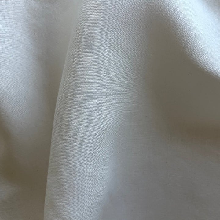 High-End Meadow White Relaxed Linen (Made in Italy)