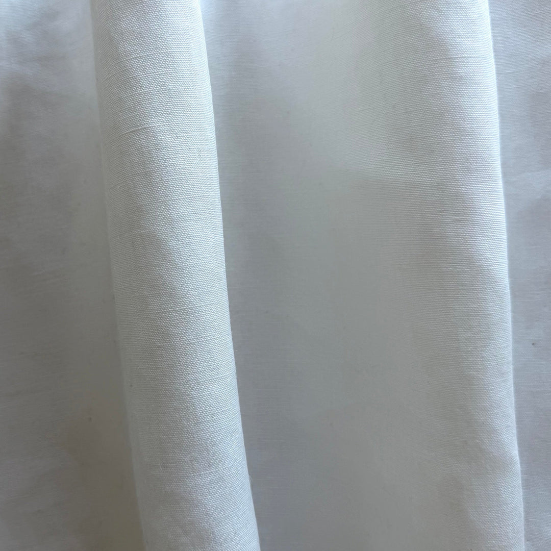 High-End Meadow White Relaxed Linen (Made in Italy)