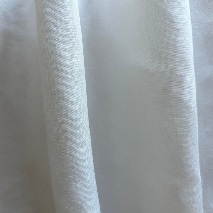 High-End Meadow White Relaxed Linen (Made in Italy)