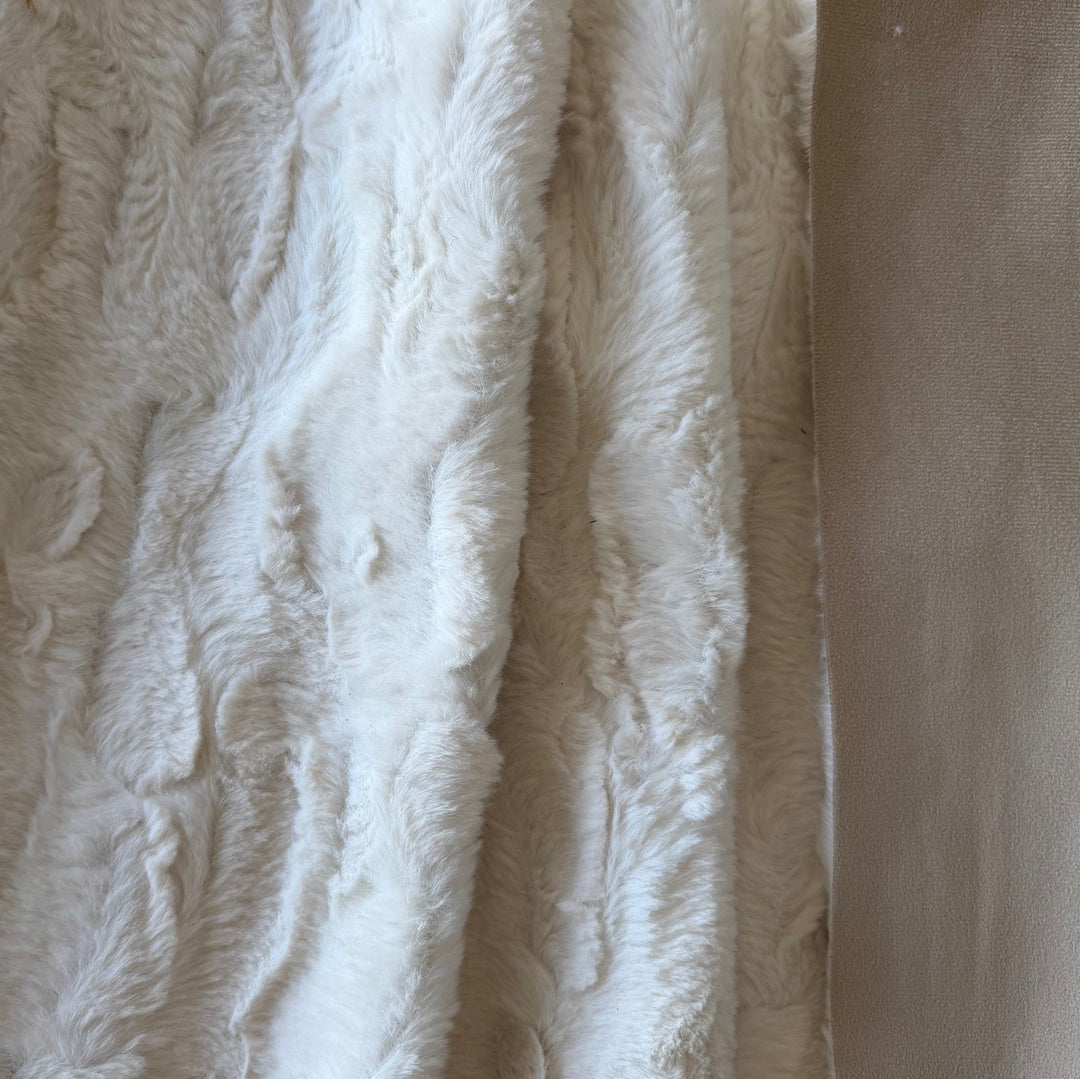 Plush Reversible Rabbit & Suede Polyester Faux Fur
