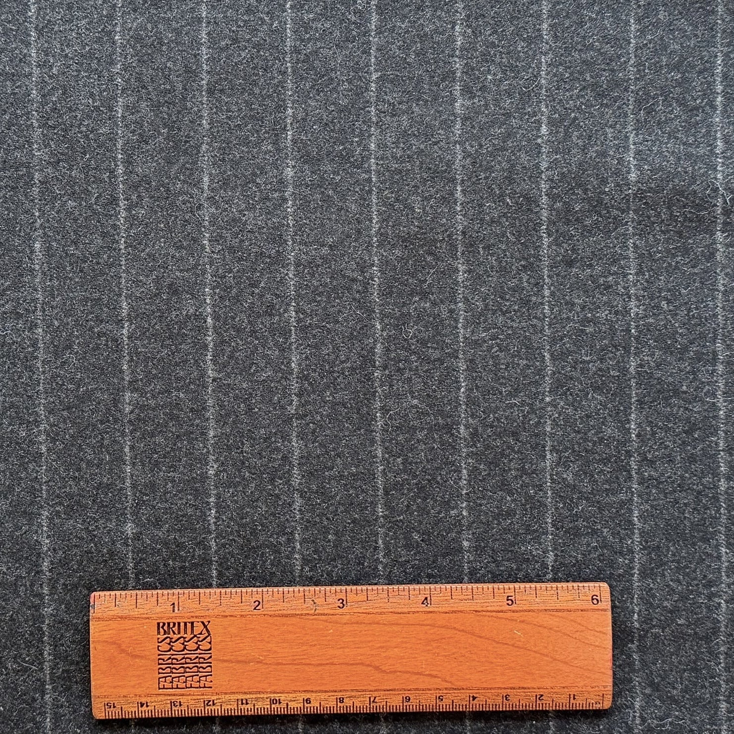 最終値下げ　NEAT FELTING FLANNEL CHALK STRIPE Lighter-Weight Charcoal Grey Wool Flannel Chalk Stripe (Made in
