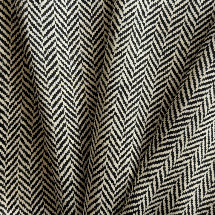 Glamorous Trompe-l'œil Herringbone Silk Satin Charmeuse (Made in Italy)