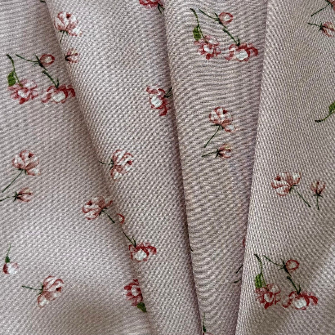 Sweet Tumbling Blooms Mauve Rayon Viscose Challis (Made in Italy)