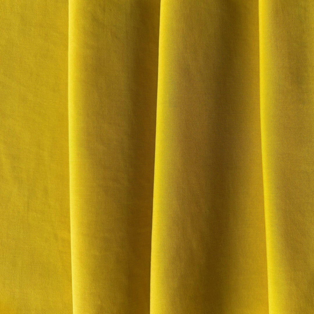 Light to Mid-Weight Medallion Sueded Rayon Viscose Blend Challis (Made in Italy)