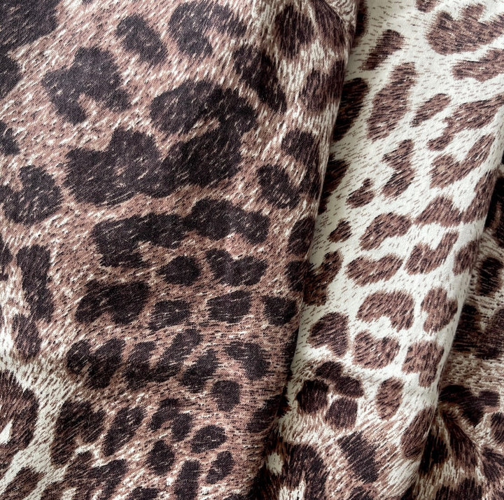 Mid-Weight Growl-tastic Cheetah Stretch Cotton Sateen (Made in Italy)
