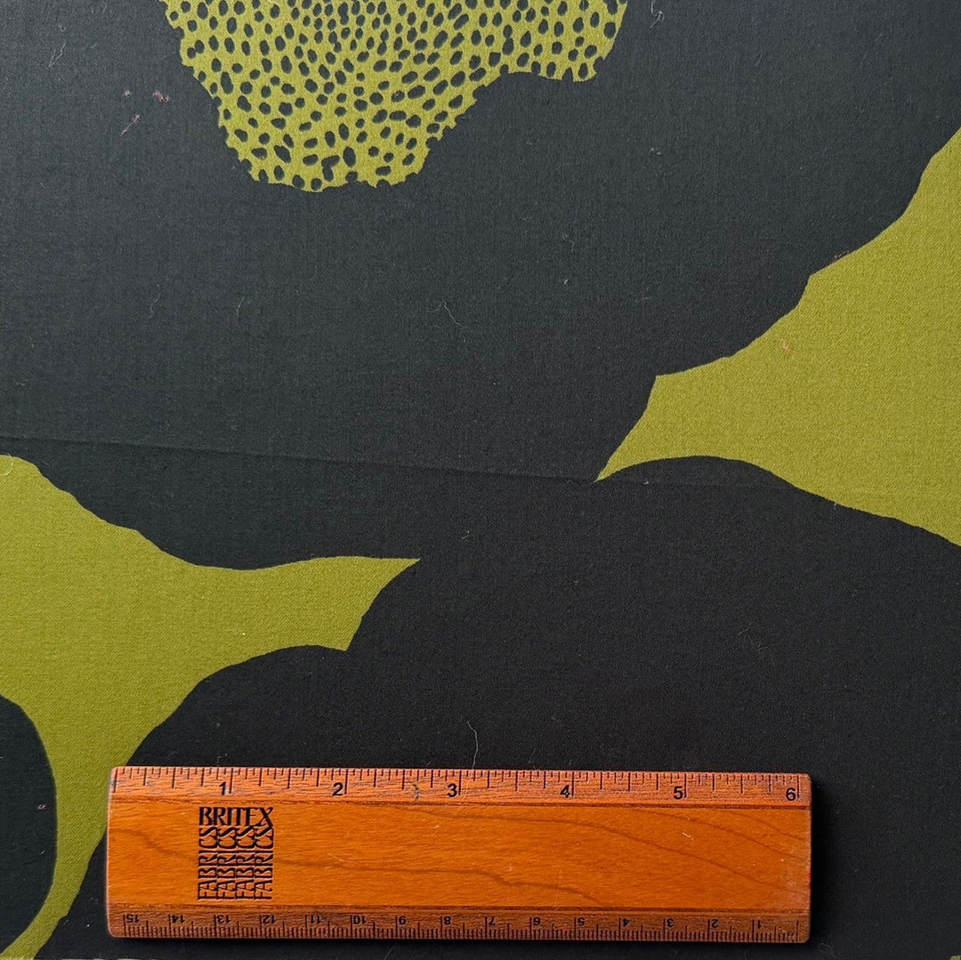 Finnish-Inspired Large-Scale Graphic Flowers on Olive Stretch Cotton Sateen (Made in Italy)