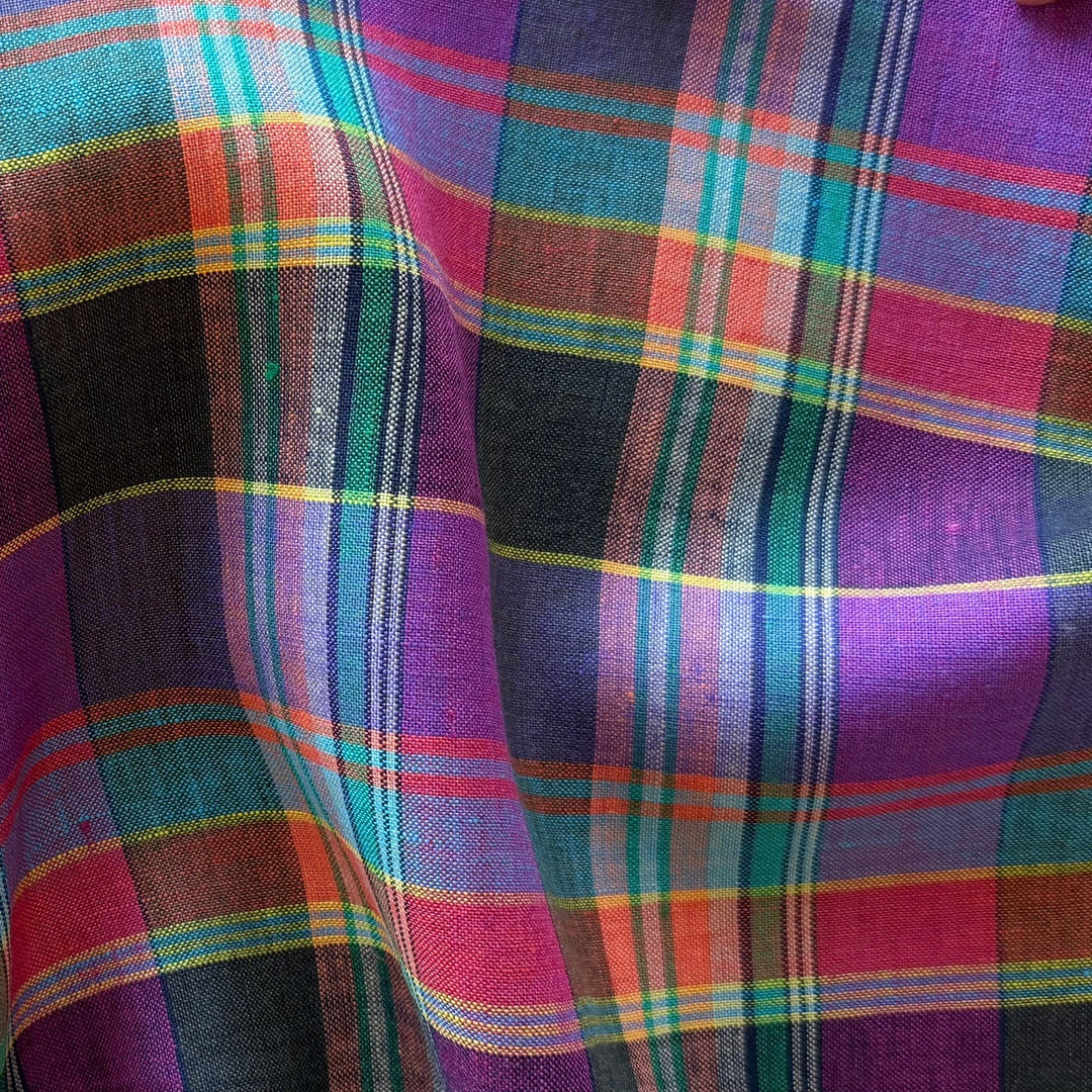 Designer Mid-Weight Madras-Style Plaid Linen (Made in Italy)
