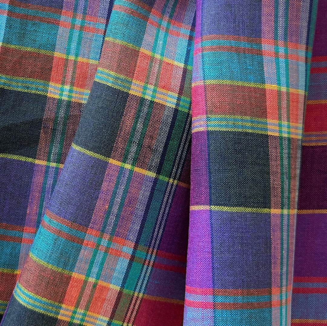 Designer Mid-Weight Madras-Style Plaid Linen (Made in Italy)
