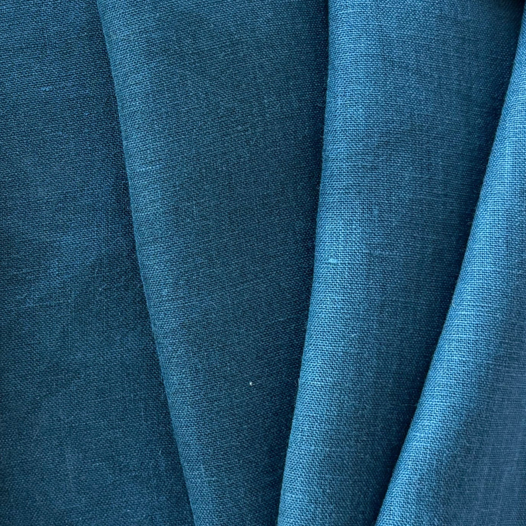 Light-Weight Sea Blue Linen (Made in Italy)