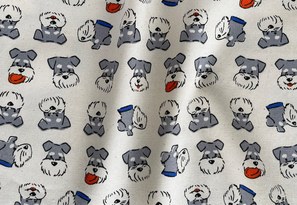 Mischievous Scotties on Natural Light-Weight Cotton Canvas (Made in Japan)