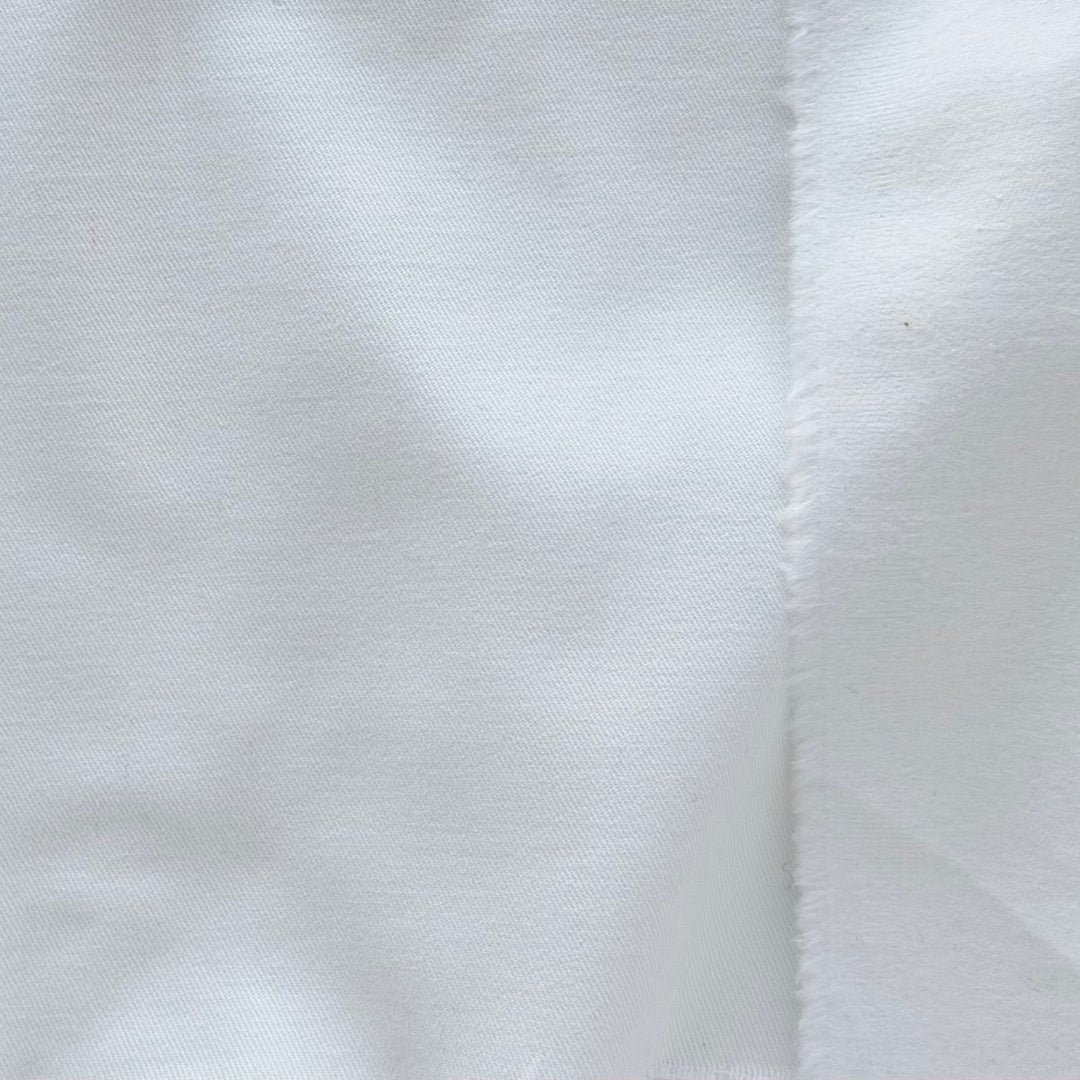 Mid-Weight Marshmallow White Stretch Cotton Twill (Made in Italy)