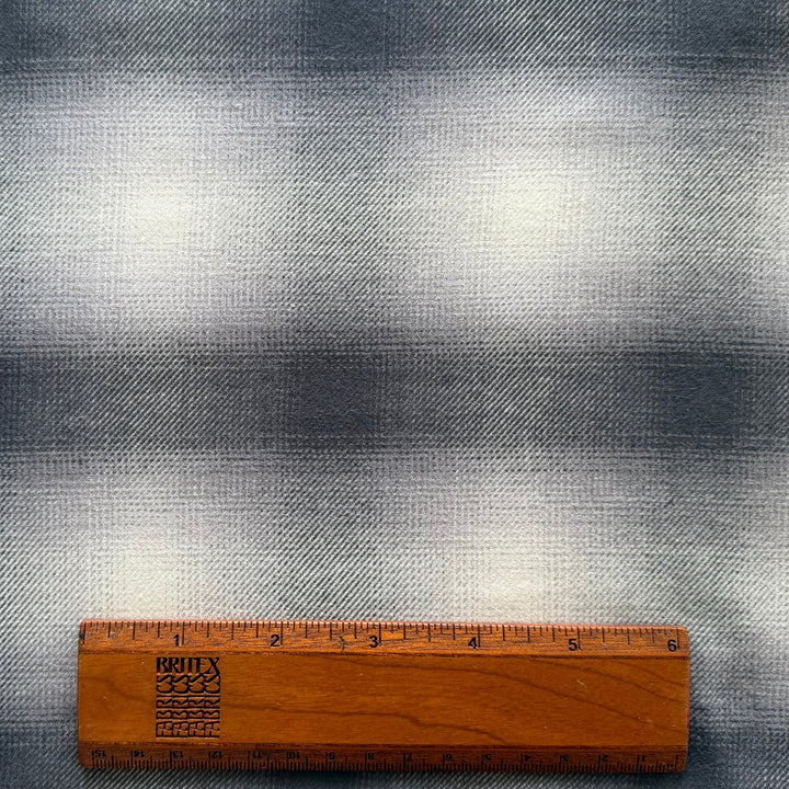 Lighter-Weight Fog Grey Shadow Plaid Lightly Brushed Cotton Flannel Shirting (Made in Japan)