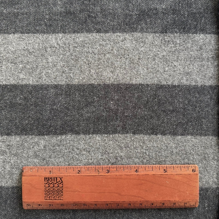 Lighter-Weight Fog & Charcoal Striped Lightly Brushed Cotton Flannel Shirting (Made in Japan)