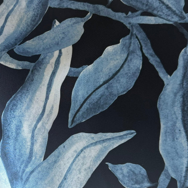 Stiffer Gauguin's Leaves on Black Matt Polyester