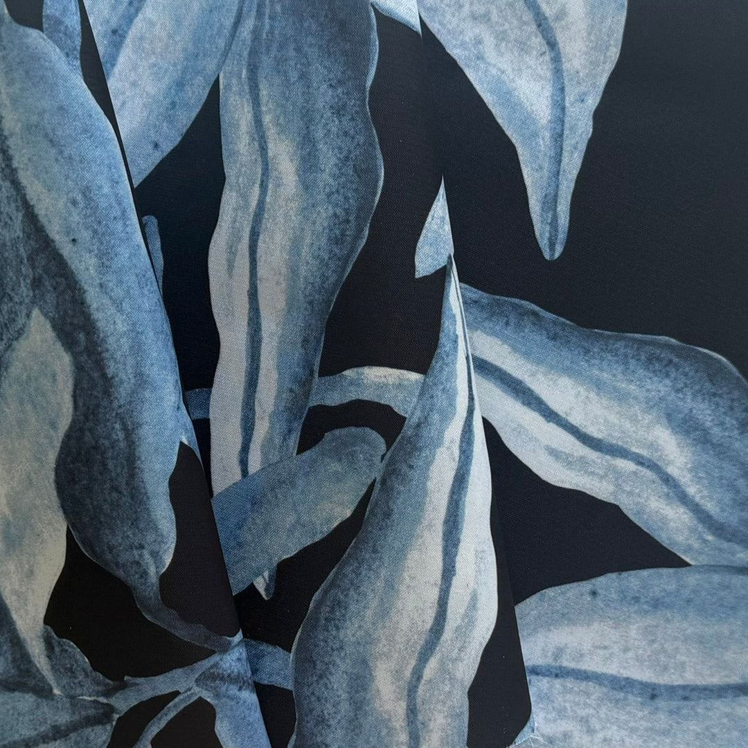 Stiffer Gauguin's Leaves on Black Matt Polyester