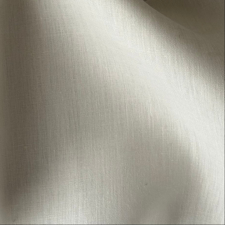 Mid-Weight Moonlit Ivory Linen (Made in Poland)
