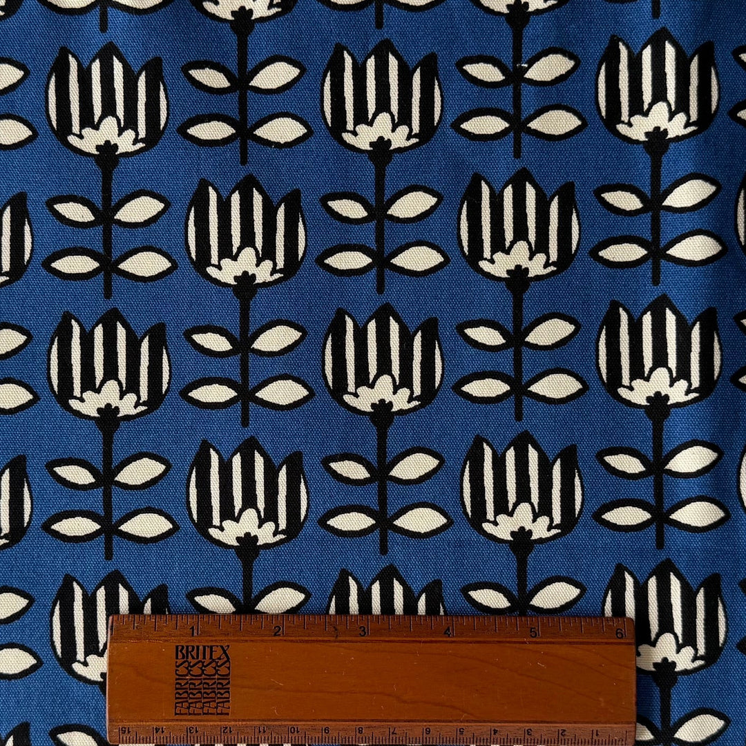Scandi Striped Tulips Blue Lighter Weight Cotton Canvas (Made in Japan)