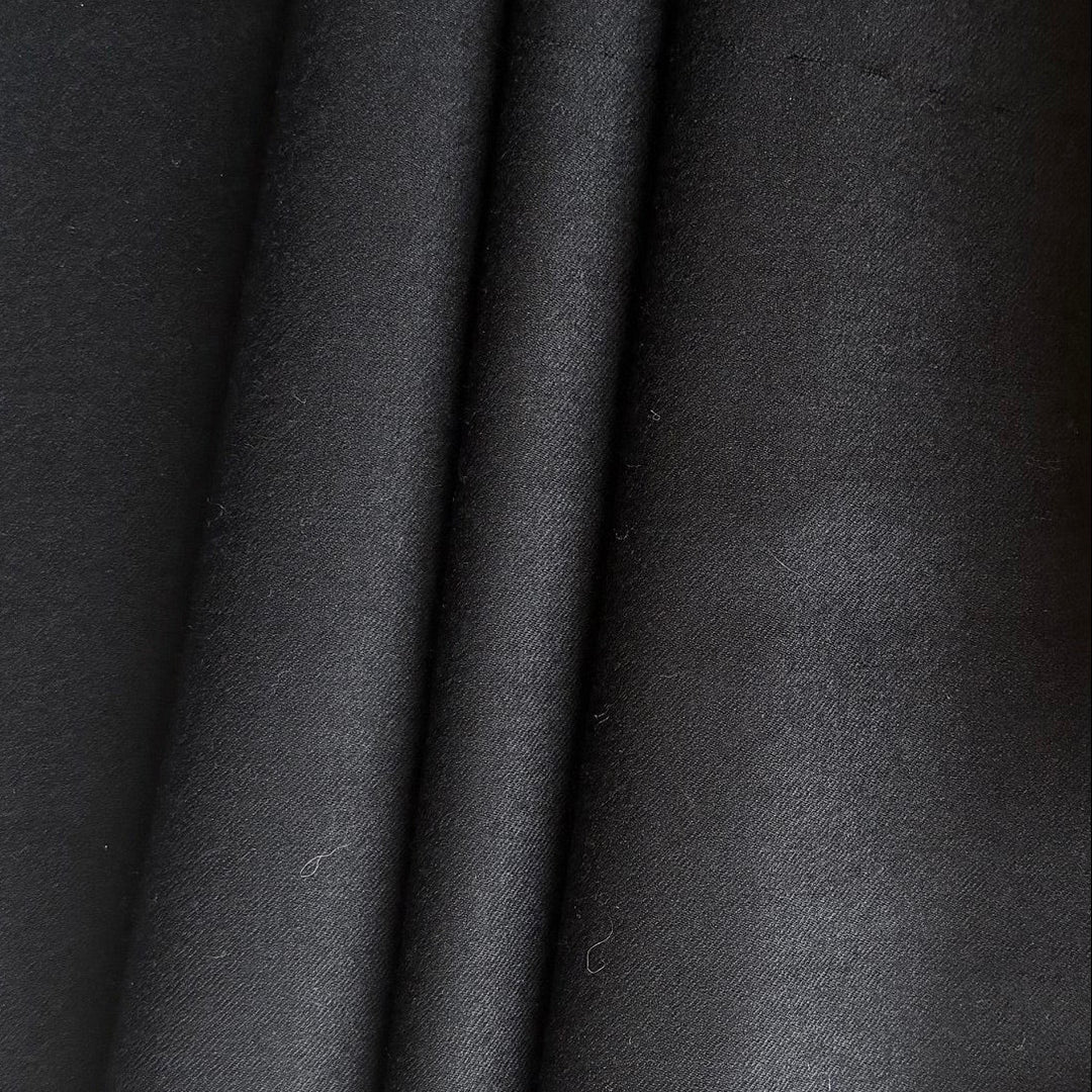 Kiton Classic Deepest Navy Super 120s Selvedged Wool Flannel Suiting  (Made in England)