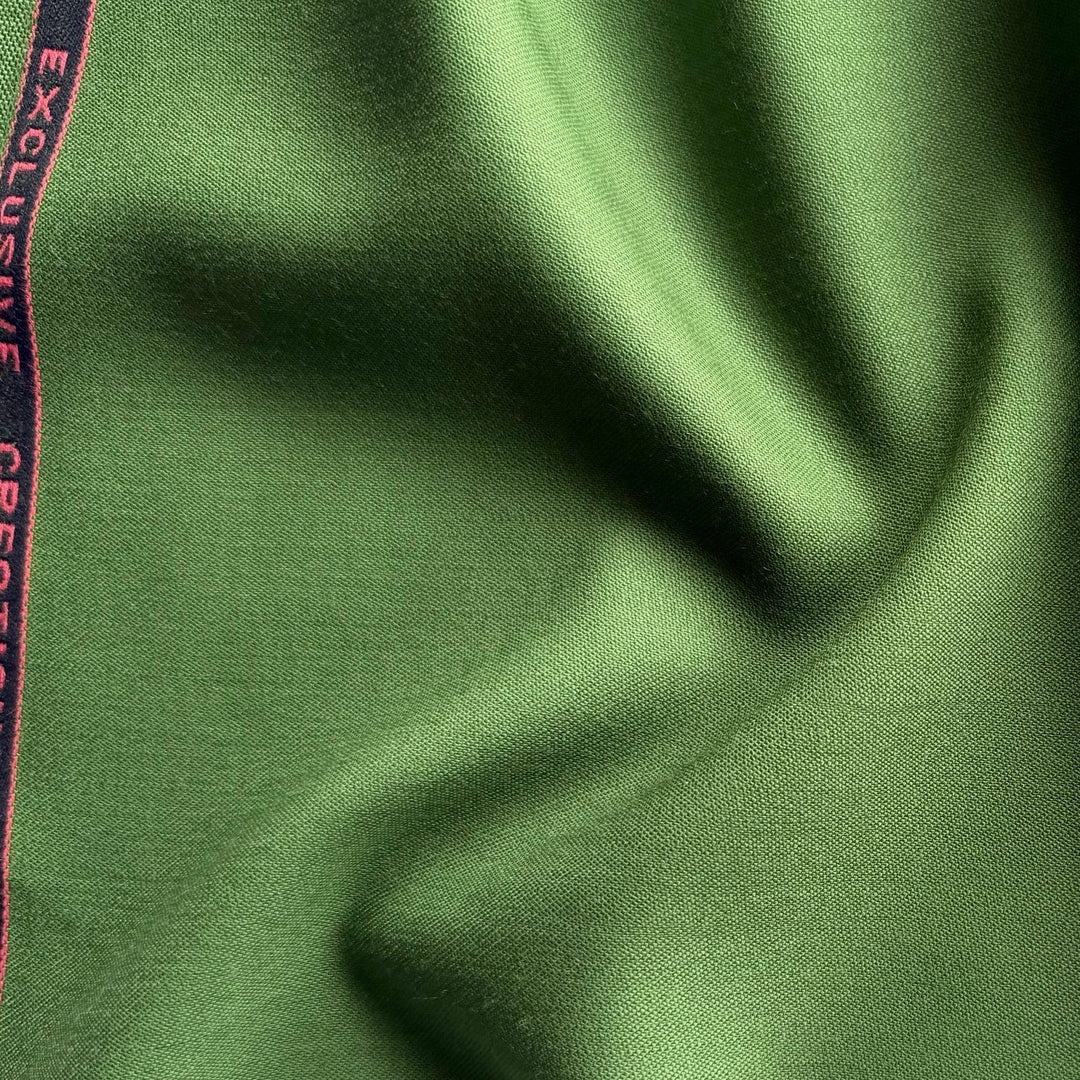 Mid-Weight Fresh Leaf Green Selvedged Stretch Wool Suiting (Made in Italy)