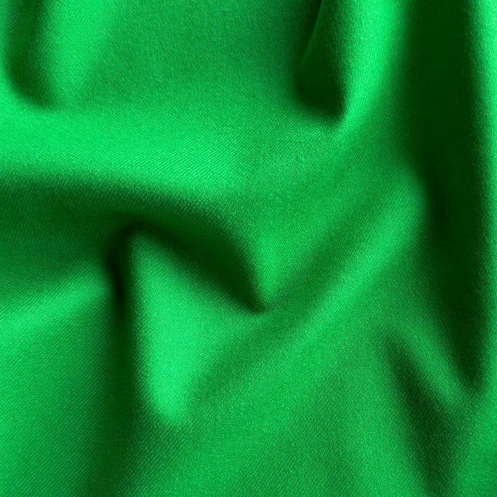 Lighter-Weight Vibrant Emerald Green Wool Flannel (Made in Italy)
