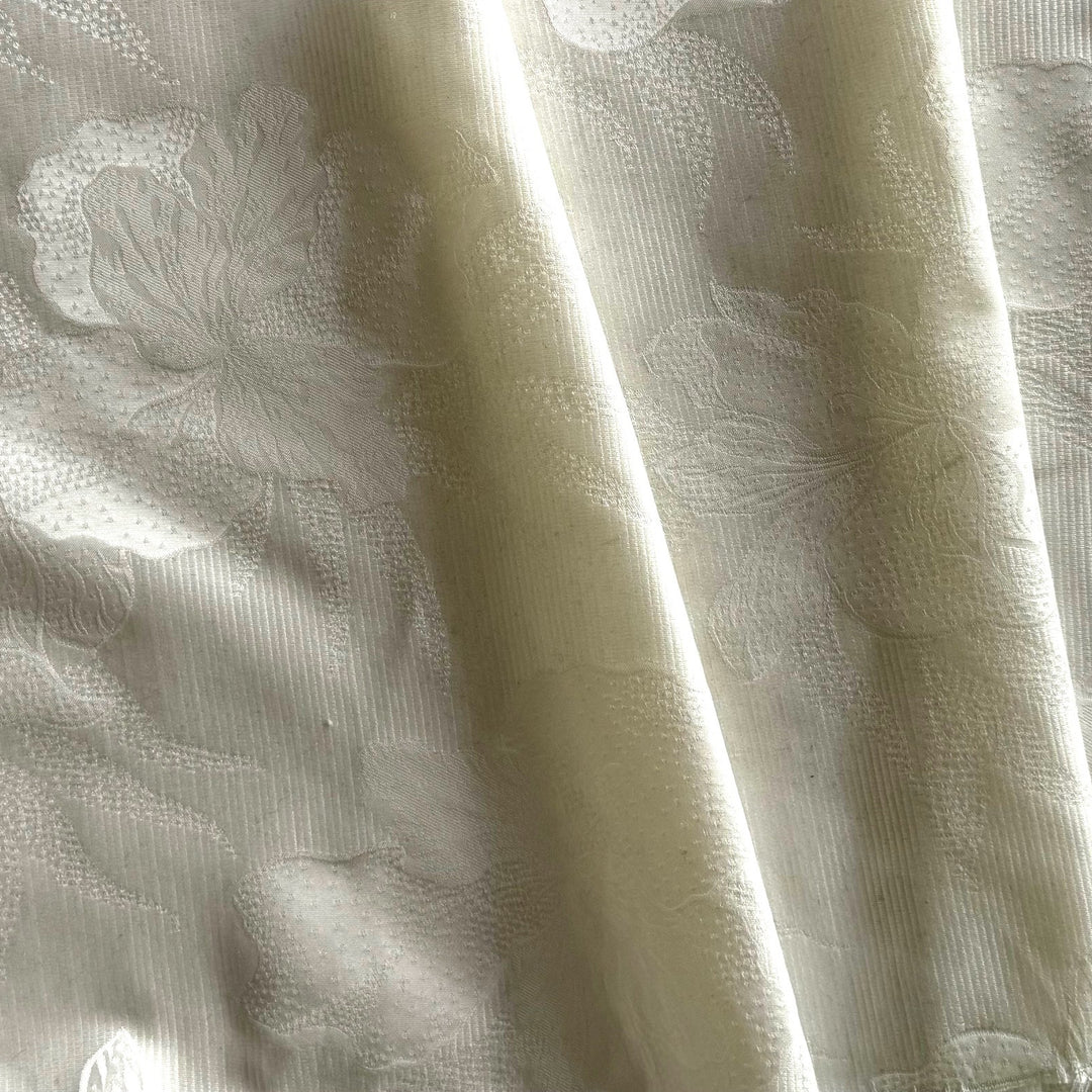 Mid-Weight Orchid Blooms Polyester Blend Jacquard Faille Brocade (Made in Italy)