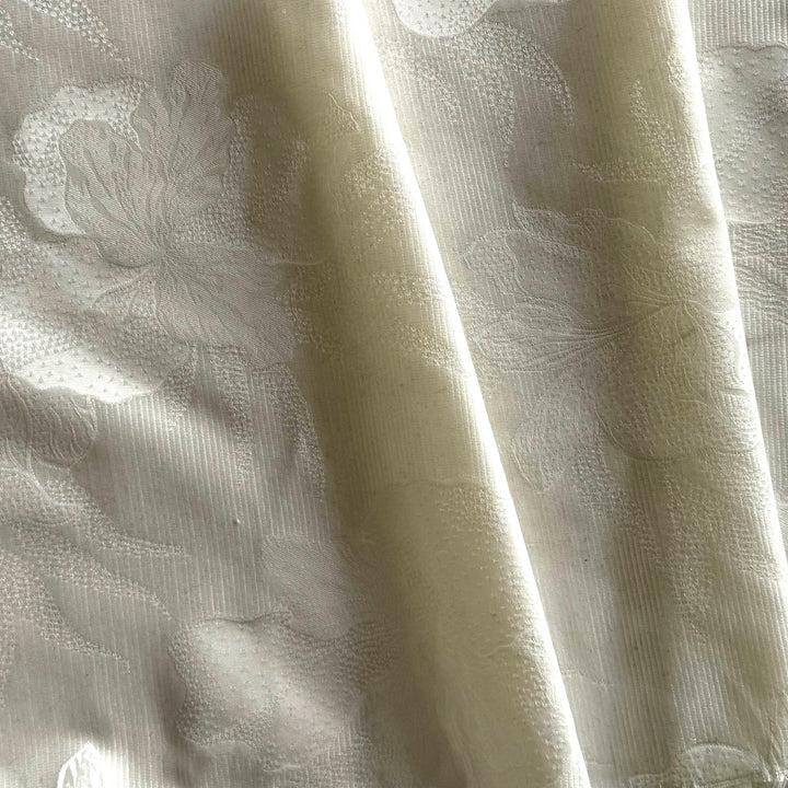 Mid-Weight Orchid Blooms Polyester Blend Jacquard Faille Brocade (Made in Italy)