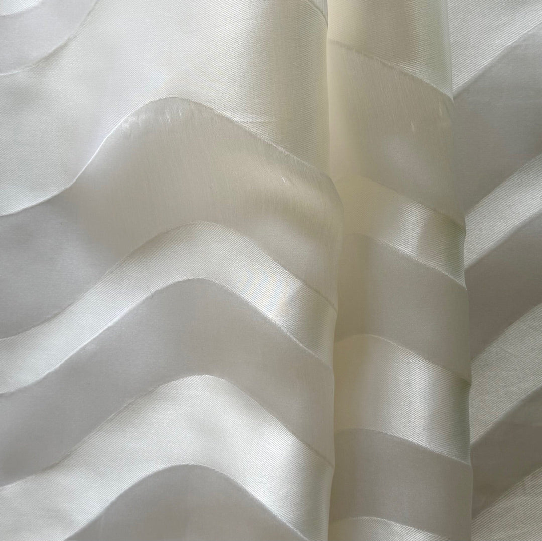 Designer Off-White Ripples Silk Peau de Soie Jacquard Brocade (Made in Italy)