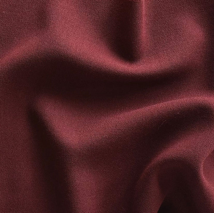 High-End Brick Mahogany Wool Crepe (Made in Italy)