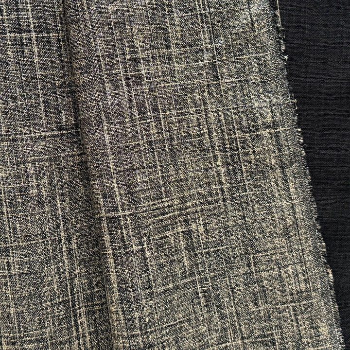 Mid-Weight Burnished Silver & Black Mock Tweed Linen (Made in Poland)