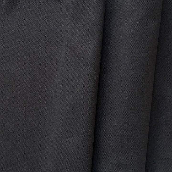 Mid-Weight Midnight Black Crisp Cotton Poplin (Made in Japan)