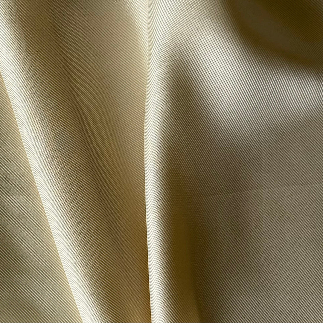 Floating Clotted Cream Silk Twill (Made in Italy)