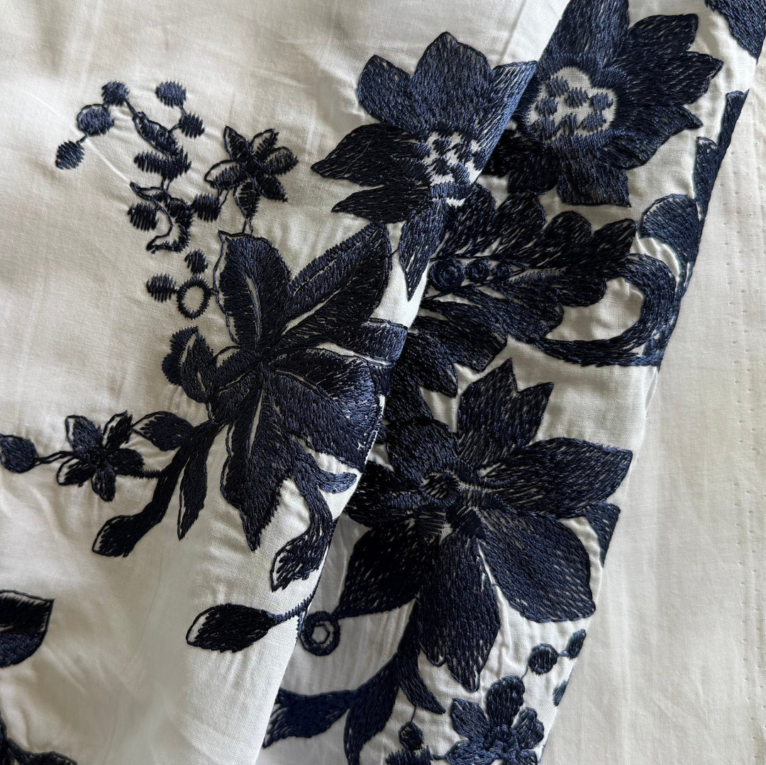 Couture Elegant Navy Embroidered Arabesque on White Cotton Lawn (Made in Italy)