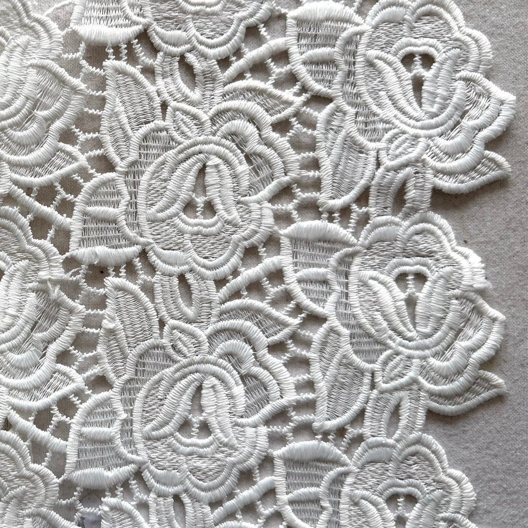 Gucci All-Over Blooms Scalloped Cotton Blend Guipure Lace Fabric (Made in Italy)