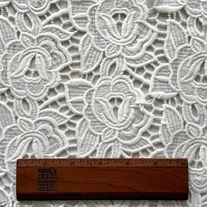 Gucci All-Over Blooms Scalloped Cotton Blend Guipure Lace Fabric (Made in Italy)
