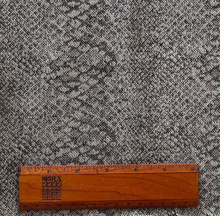 Lighter-Weight Elegant Snakeskin Linen/Cotton Blend (Made in Poland)