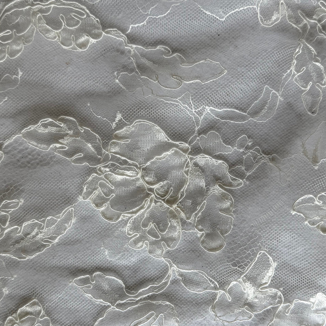 Romantic Ivory Rayon Blend Chantilly Lace (Made in Korea)