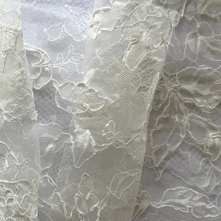 Romantic Ivory Rayon Blend Chantilly Lace (Made in Korea)