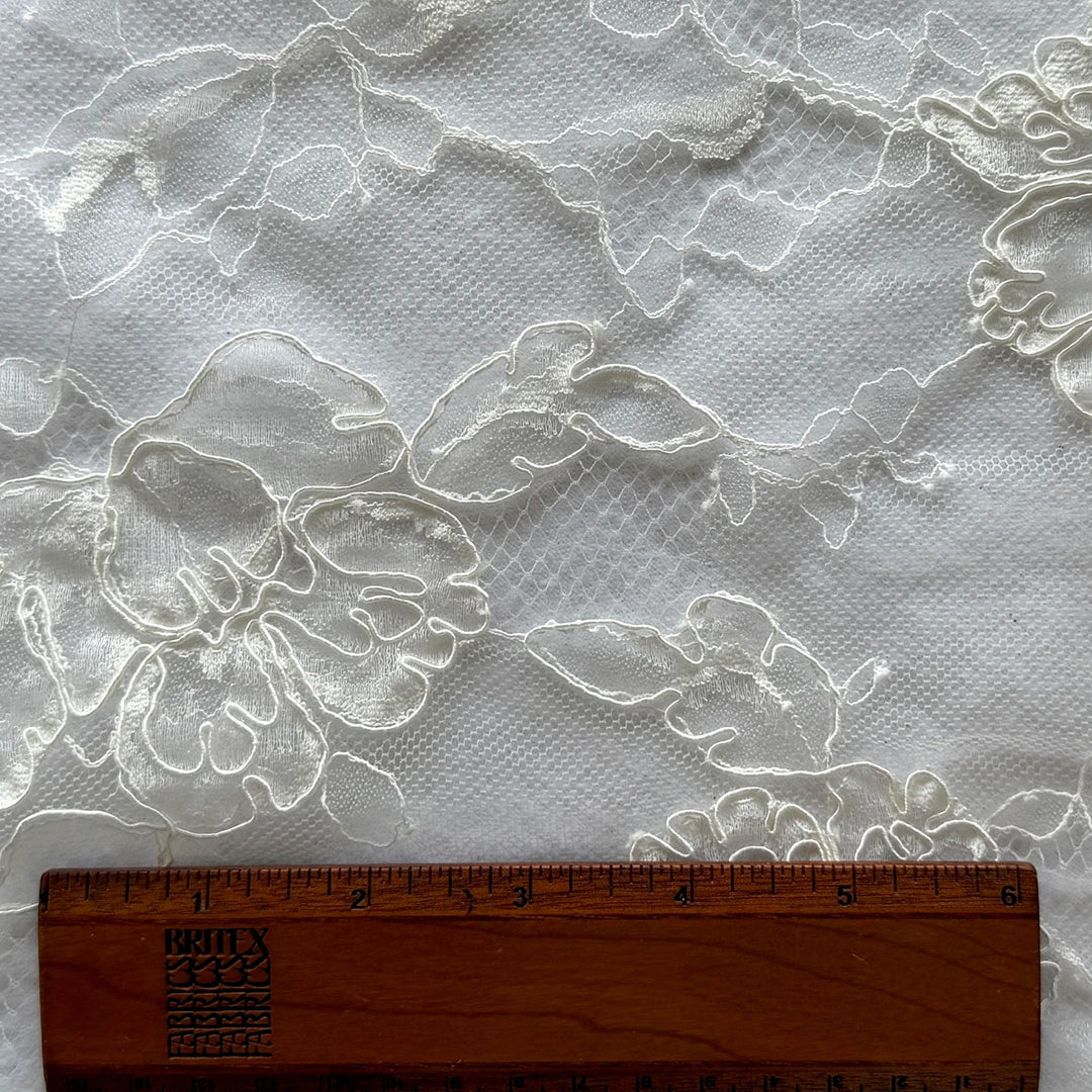 Romantic Ivory Rayon Blend Chantilly Lace (Made in Korea)