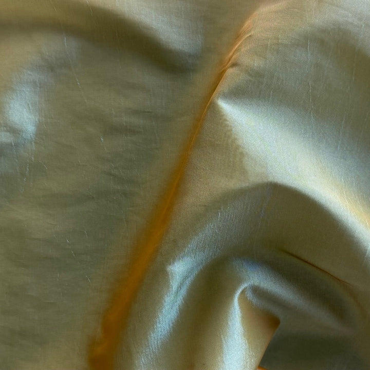 Lighter-Weight Aqua Foam Cross-Woven Polyester Taffeta