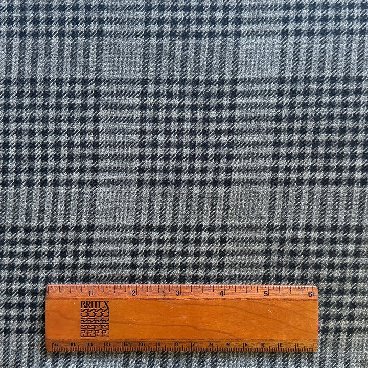 Large-Scale Black & White Prince of Wales Virgin Wool (Made in Italy)