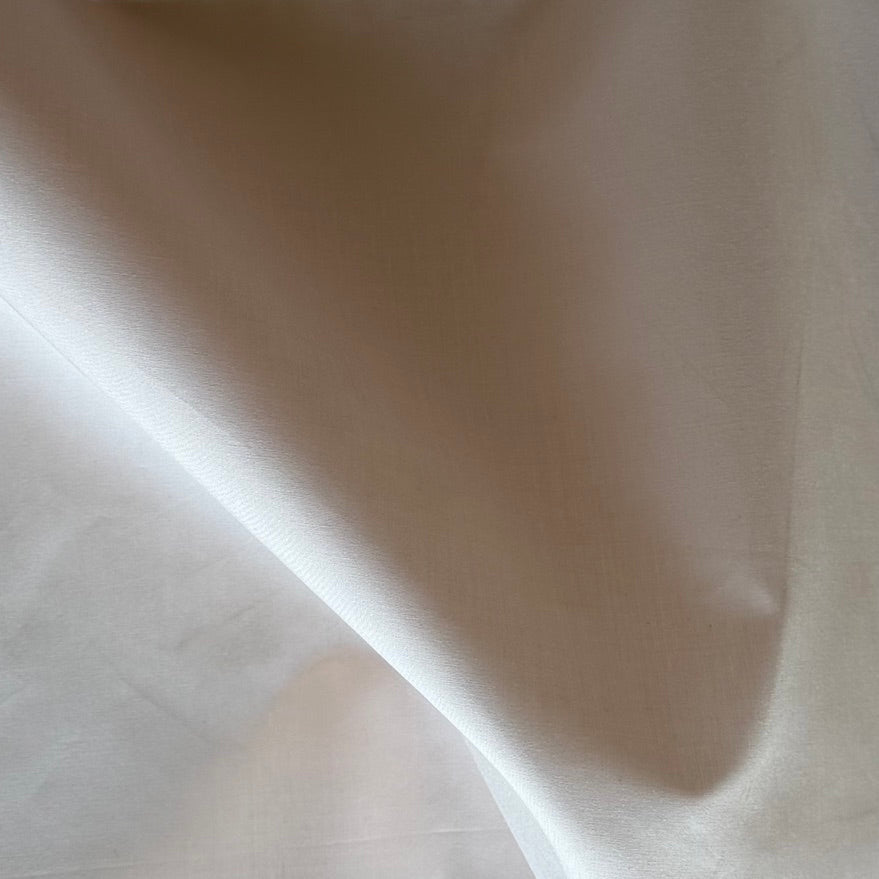 High-End Palest Blush Pink Crisp Cotton Poplin Shirting (Made in Italy)