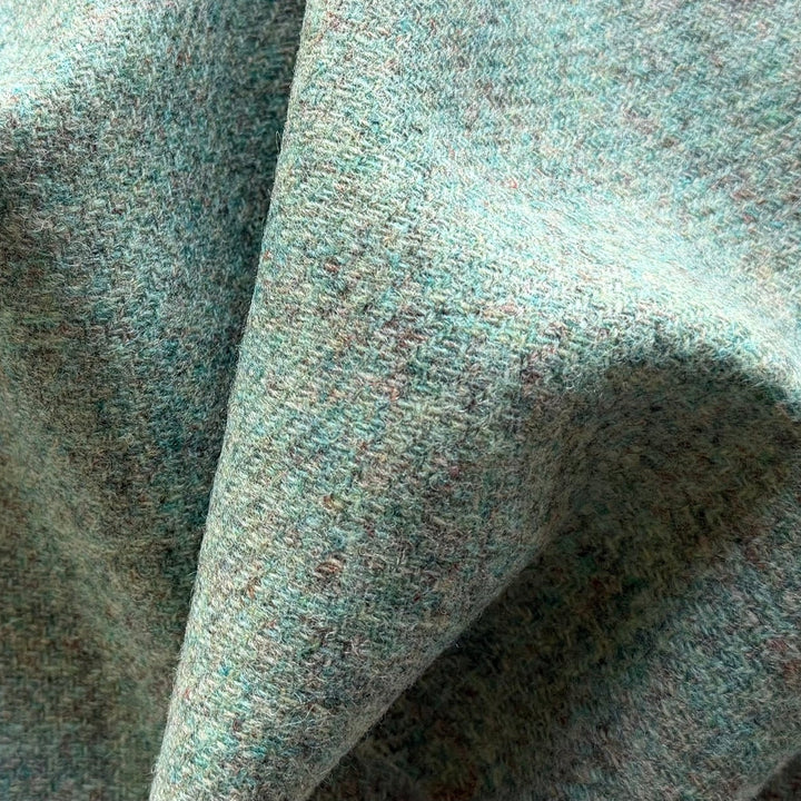 Mid-Weight Handsome Heathered Spruce Green Shetland Wool (Made in Italy)